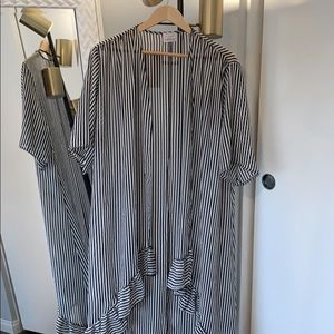 Chic swim suit cover up